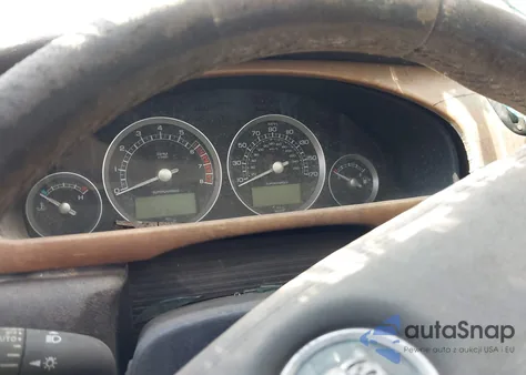 2005 Jaguar S-Type 4.2L V8 R from USA, damaged, VIN SAJWA03VX51N34981